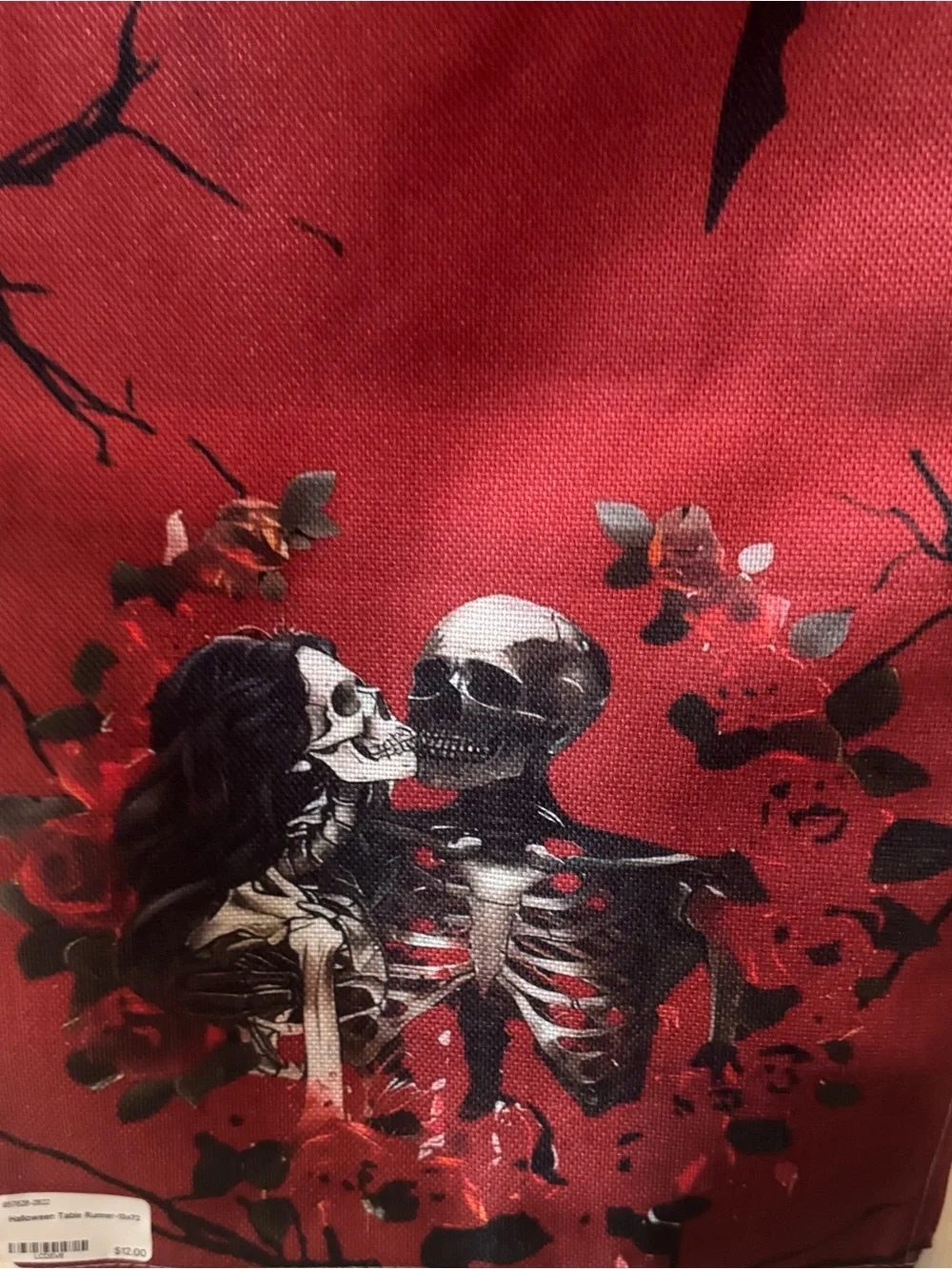NWT Red and Black Halloween Bat & Skull Linen Table Runner, 13x72